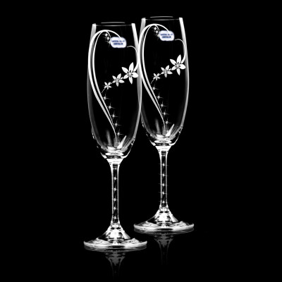 Сватбени чаши