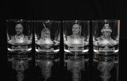Комплект български ханове – 4 чаши за твърд алкохол