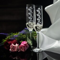 Виола - сватбени чаши