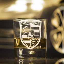 Лого на PORSCHE - чаша за твърд алкохол