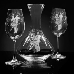 Заря на любовта - Декантер и чаши за вино