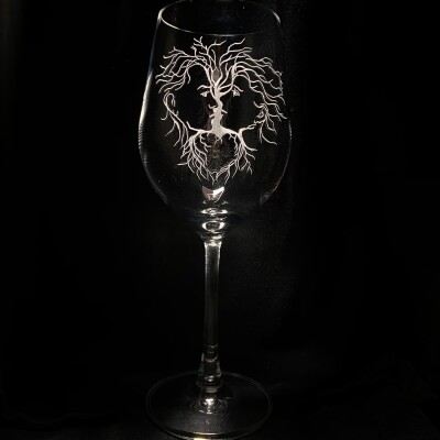 Влюбени дървета – чаша за вино