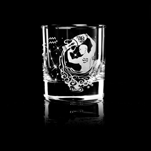 Зодия Водолей – чаша за уиски