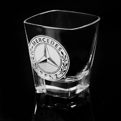 Лого на MERCEDES - чаша за твърд алкохол